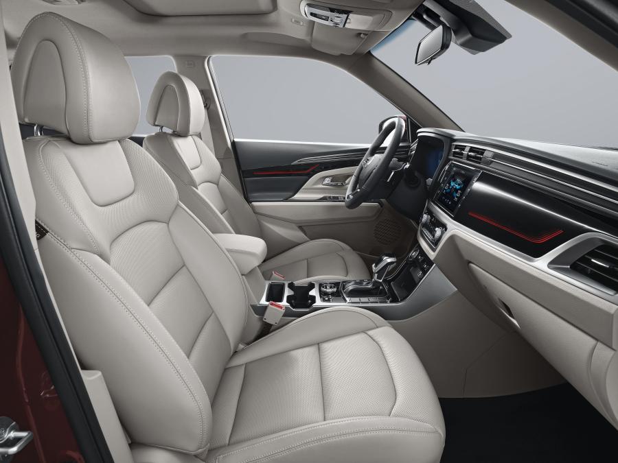 Интерьер SsangYong Korando (C300) 2019 года  (WW) (фото 2 из 45)